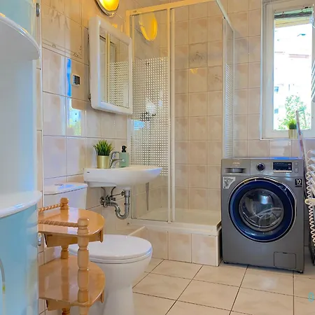 홈스테이 Teddy Bear - 10 Min To Old Town Gdansk,pkp & Shopping Mall 그단스크