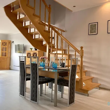 民宿 Teddy Bear - 10 Min To Old Town Gdansk,pkp & Shopping Mall *