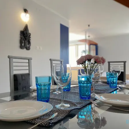 Teddy Bear - 10 Min To Old Town Gdansk,pkp & Shopping Mall 홈스테이 *